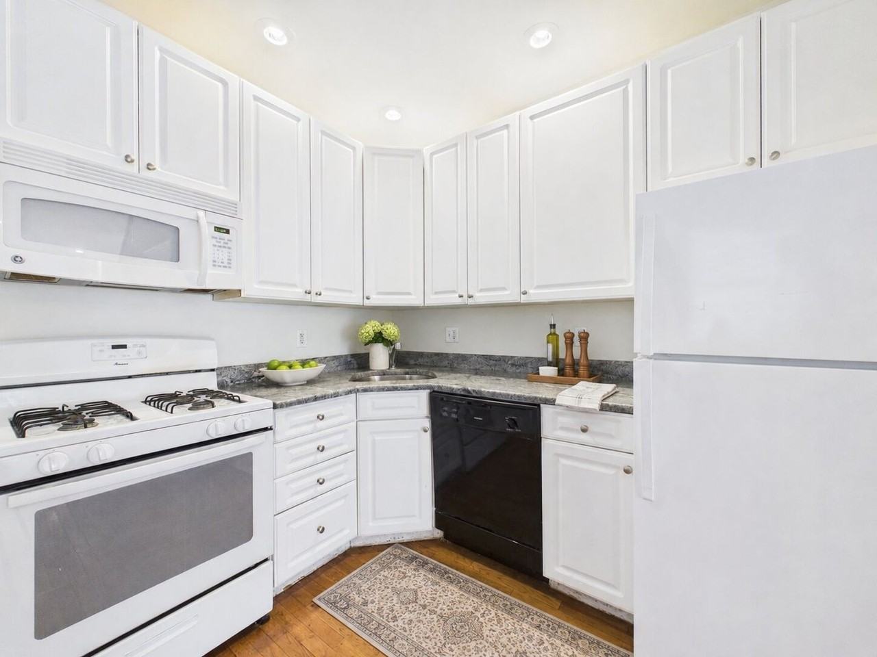 2429 S 3rd St - Photo 5 of 22