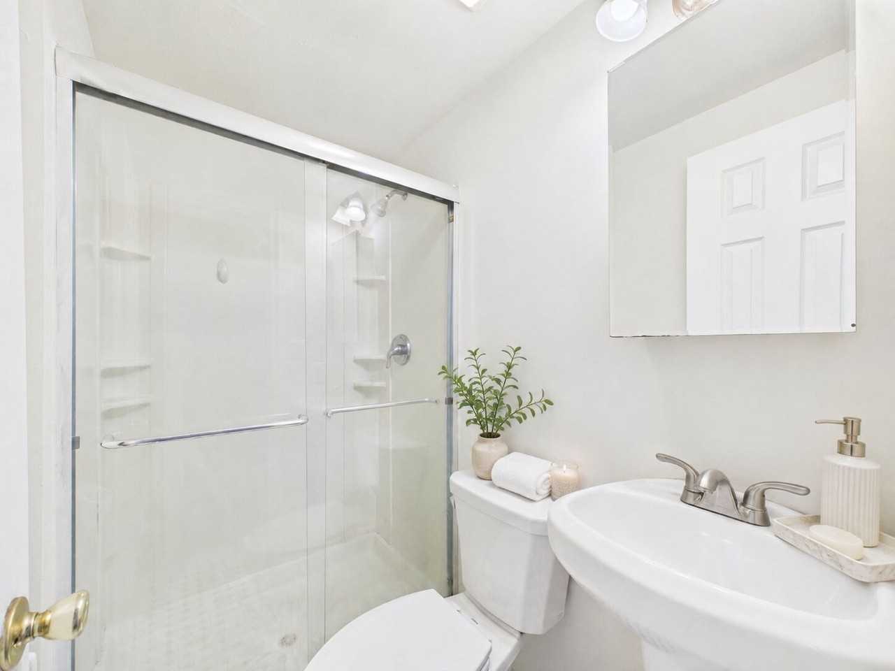 2429 S 3rd St - Photo 6 of 22