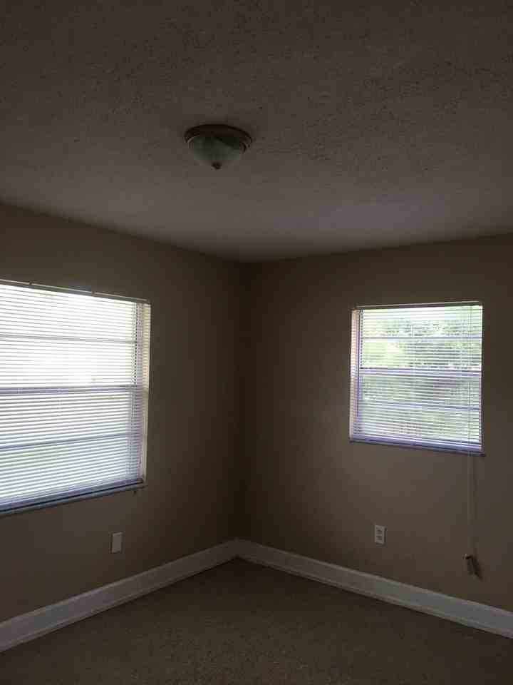 4333 Stephanie Way - Photo 4 of 8