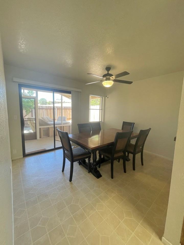 4929 Sparrow Hawk Ln - Photo 5 of 21