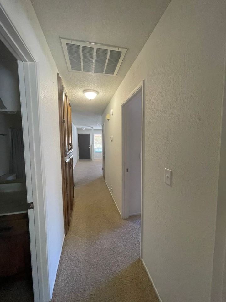 4929 Sparrow Hawk Ln - Photo 6 of 21
