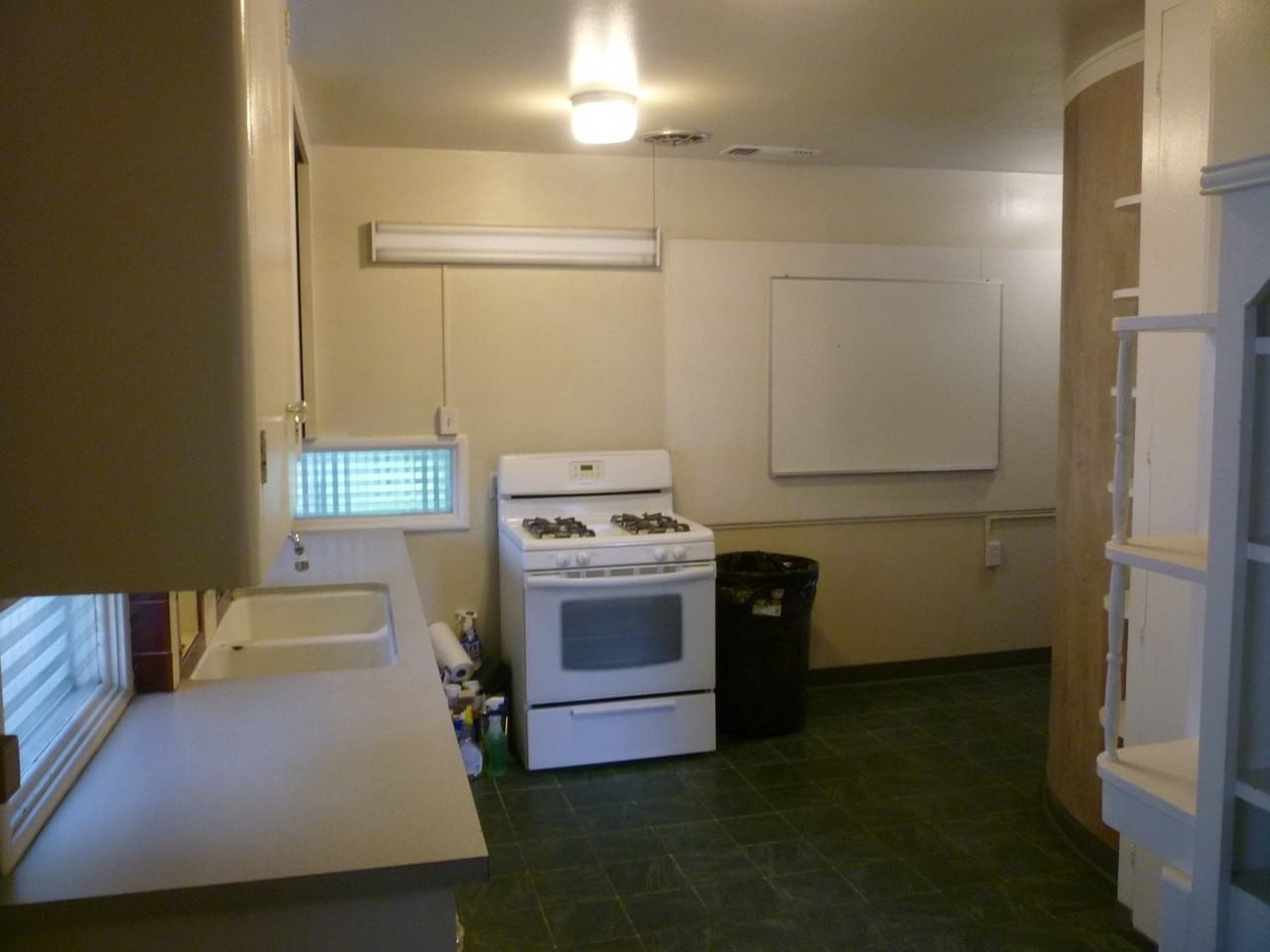 1153 Arcadian Ave - Photo 7 of 35