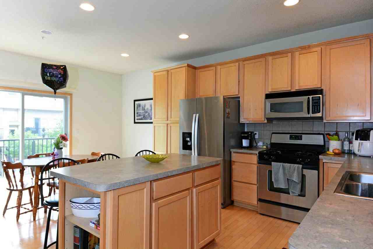11296 Baltimore St Ne #B - Photo 4 of 42