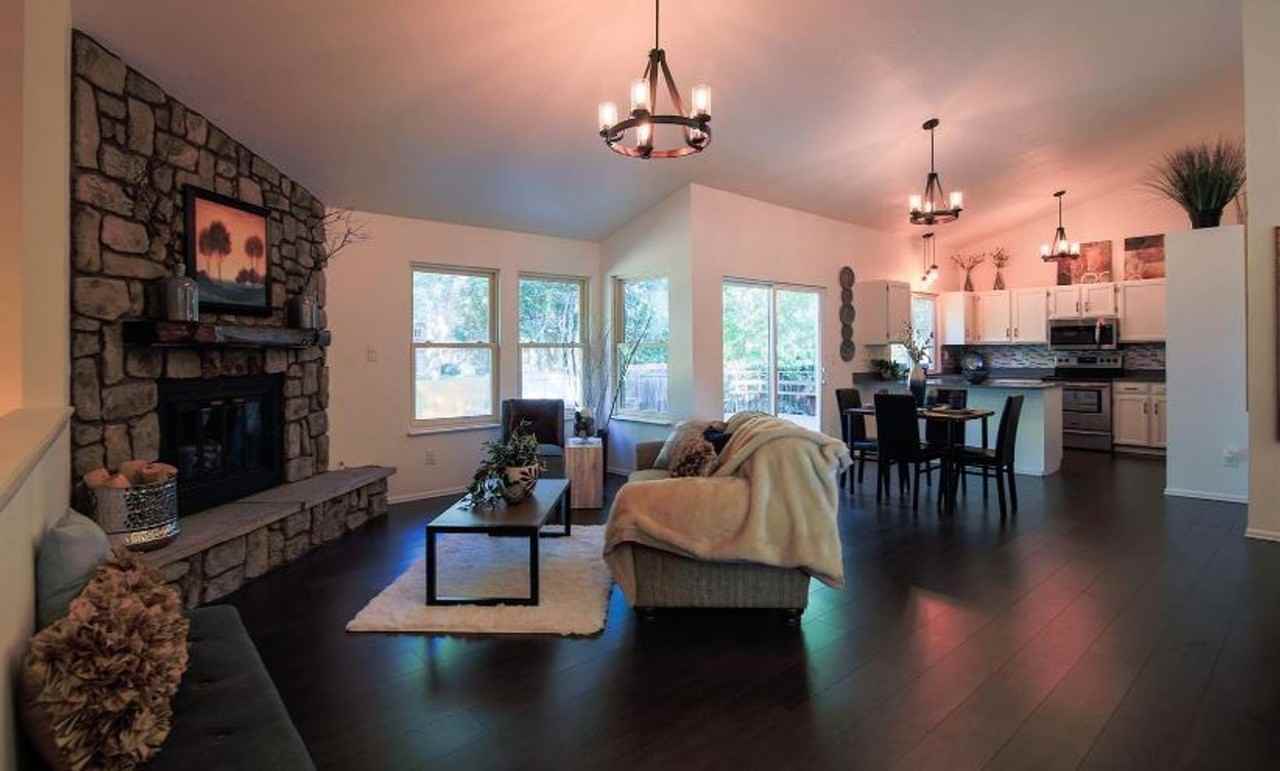 2910 Rolling Wood Loop - Photo 4 of 17