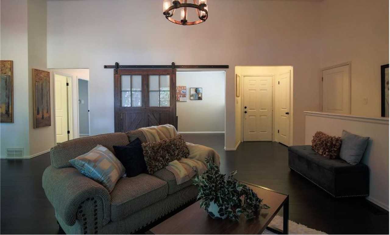 2910 Rolling Wood Loop - Photo 5 of 17