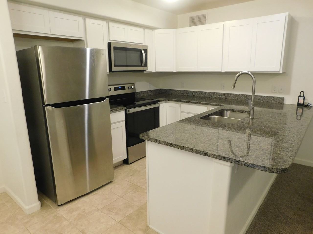654 Trinity Way #D - Photo 7 of 15