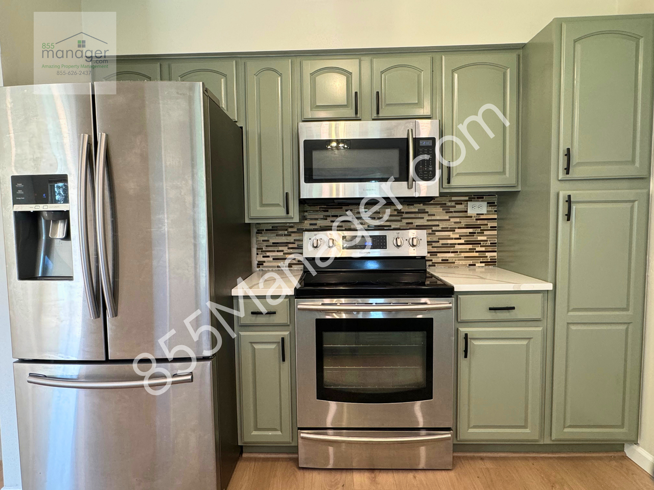 1040 Lalond Ave - Photo 2 of 24