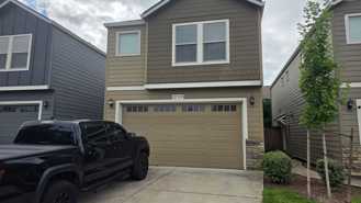 2710 Ne 130th Ct - Photo 1 of 1
