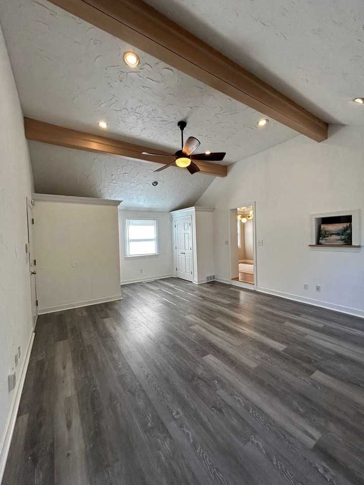 4854 Edsal Dr - Photo 4 of 50