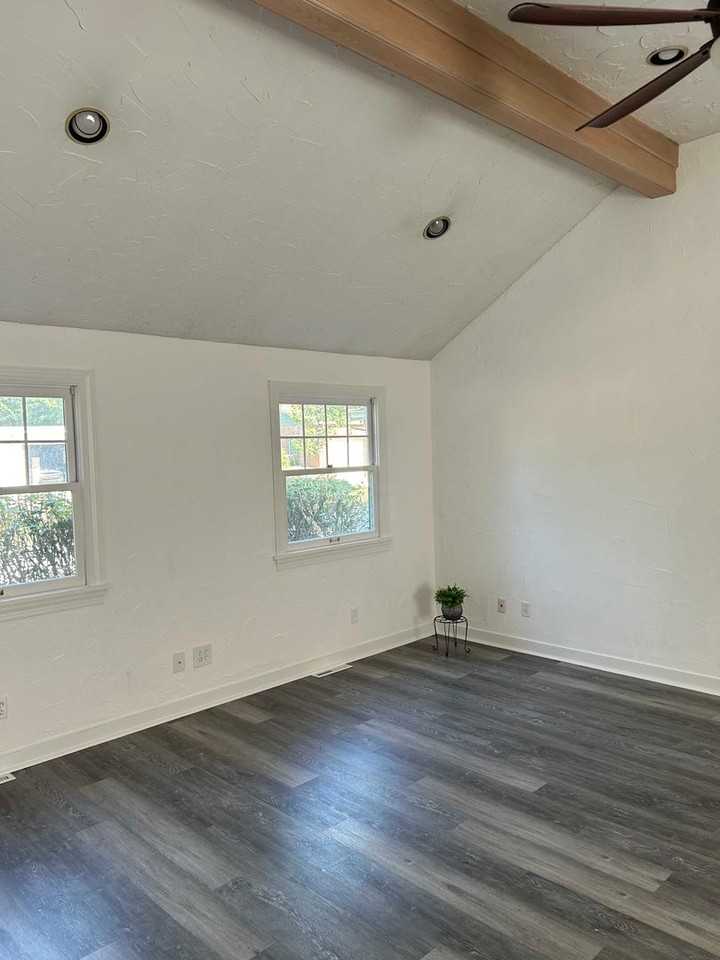 4854 Edsal Dr - Photo 6 of 50