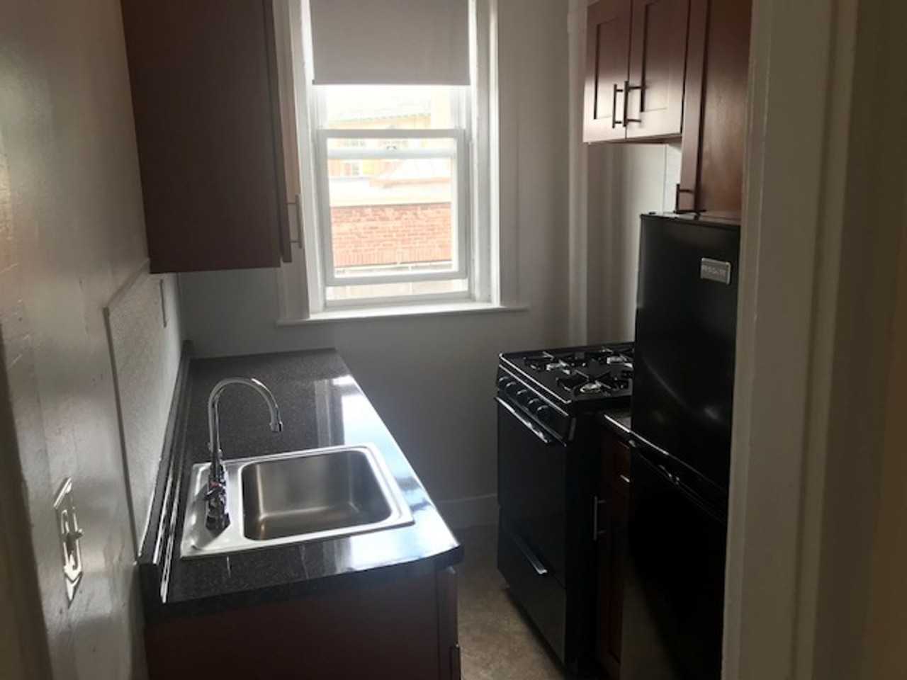 4 Boylston St - Photo 2 of 7