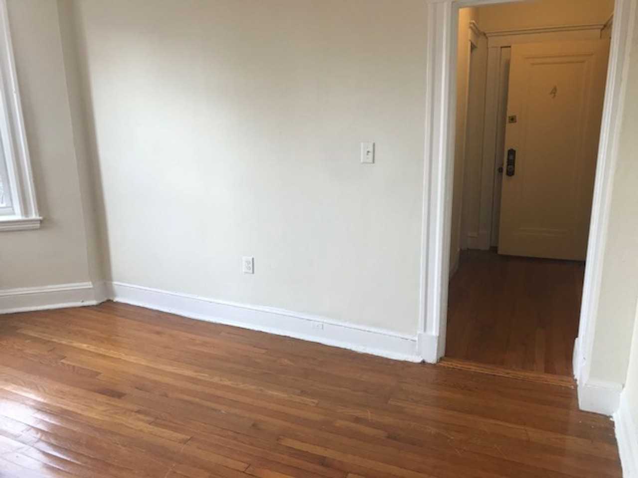 4 Boylston St - Photo 5 of 7