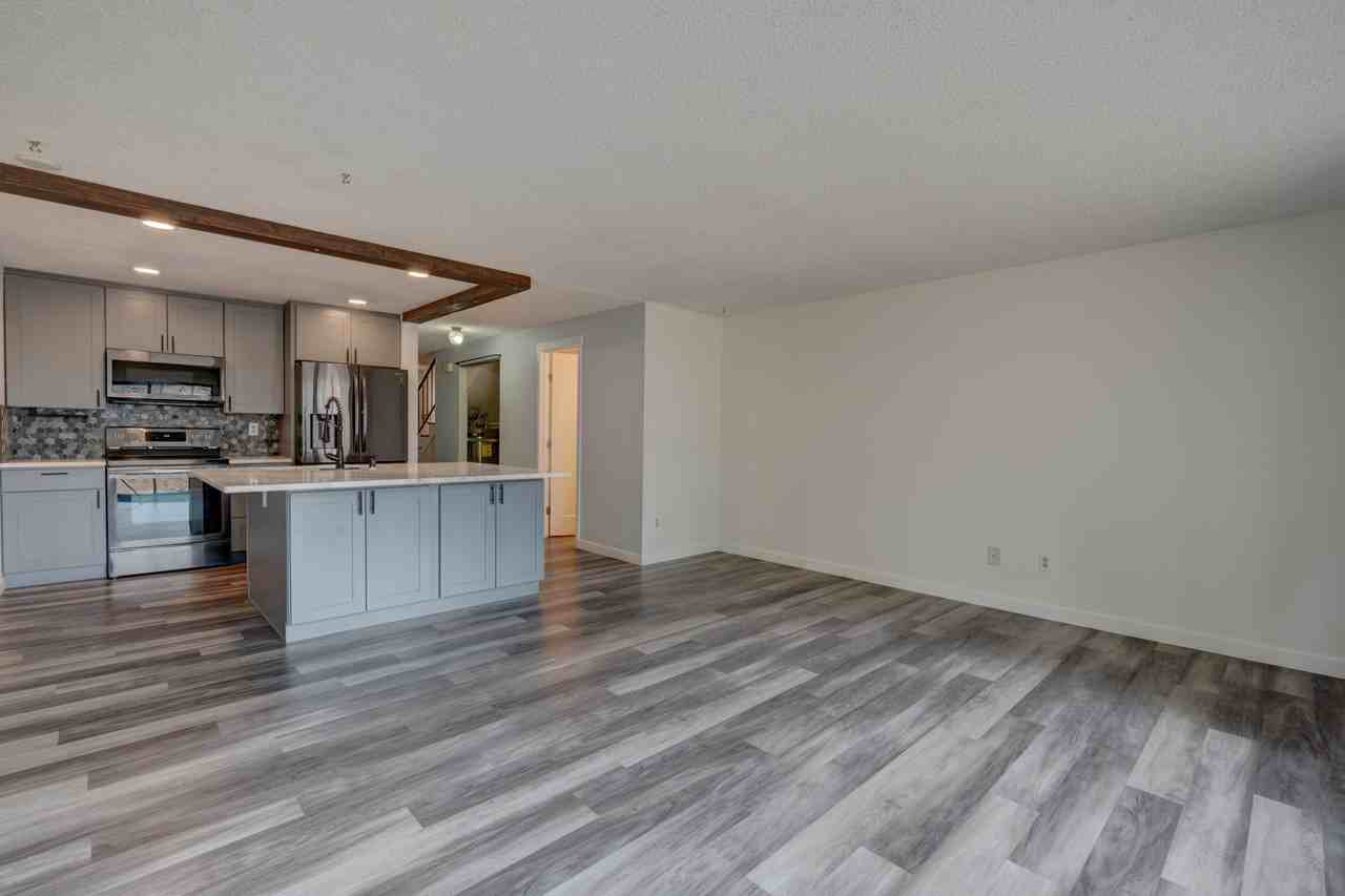 111 Nw Columbia Dr Apt B3 - Photo 4 of 21