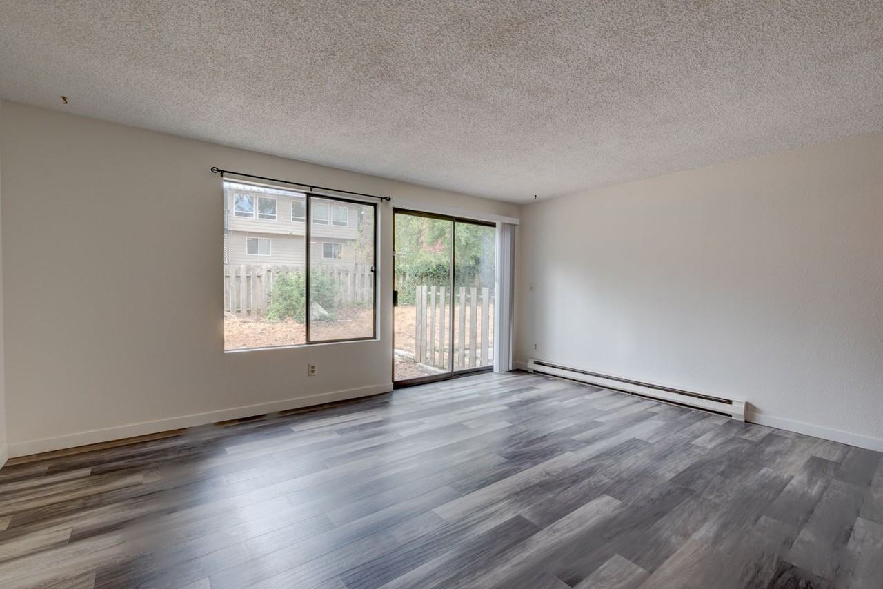 111 Nw Columbia Dr Apt B3 - Photo 7 of 21