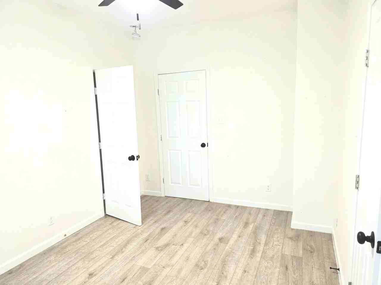 1308 N 6th St - Photo 5 of 14