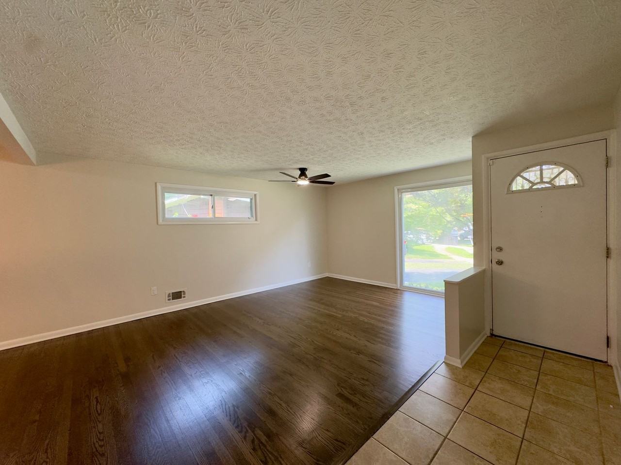 3903 Innerdale Ct - Photo 2 of 32