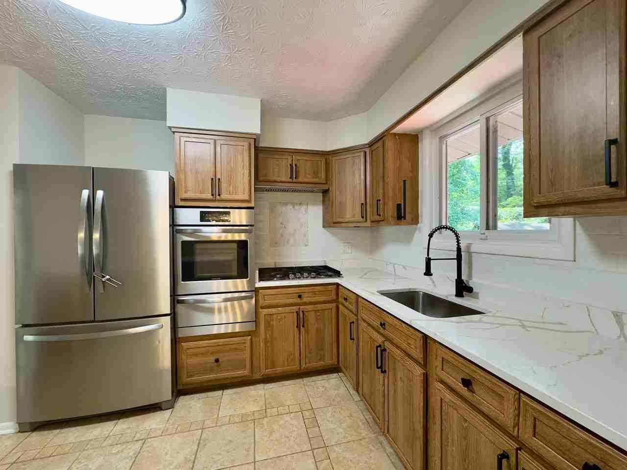 3903 Innerdale Ct - Photo 6 of 32