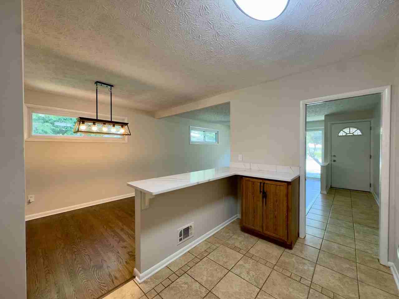 3903 Innerdale Ct - Photo 7 of 32