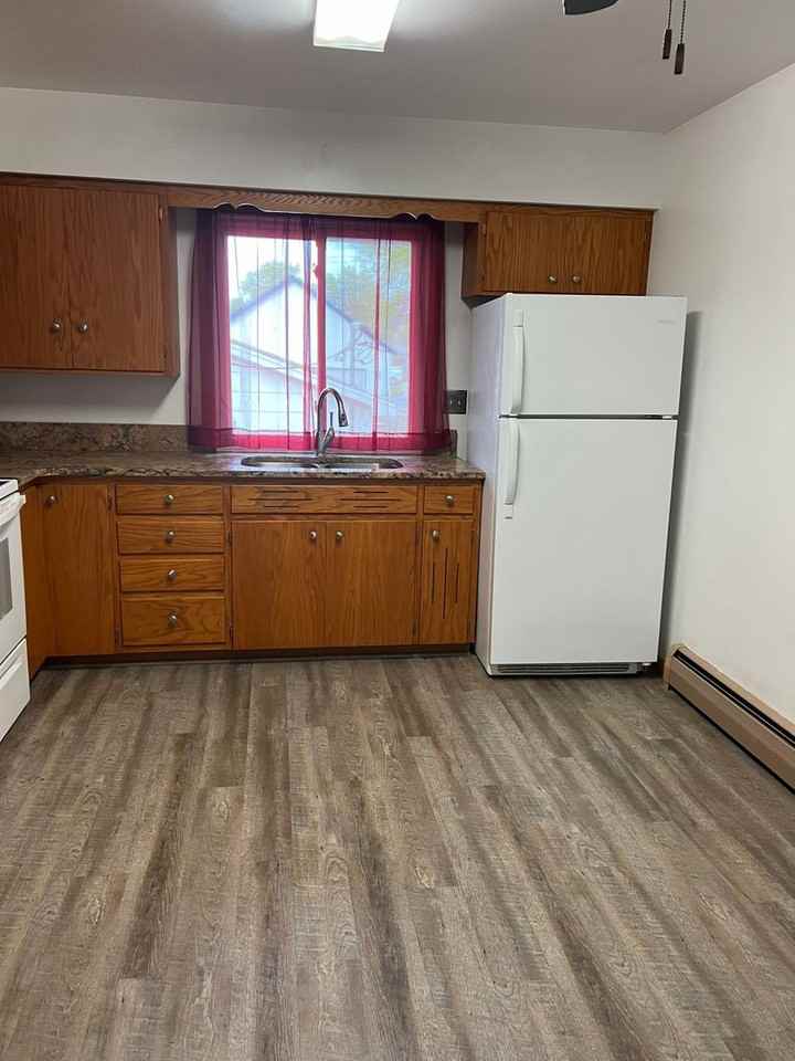 603 N Main St - Photo 2 of 7