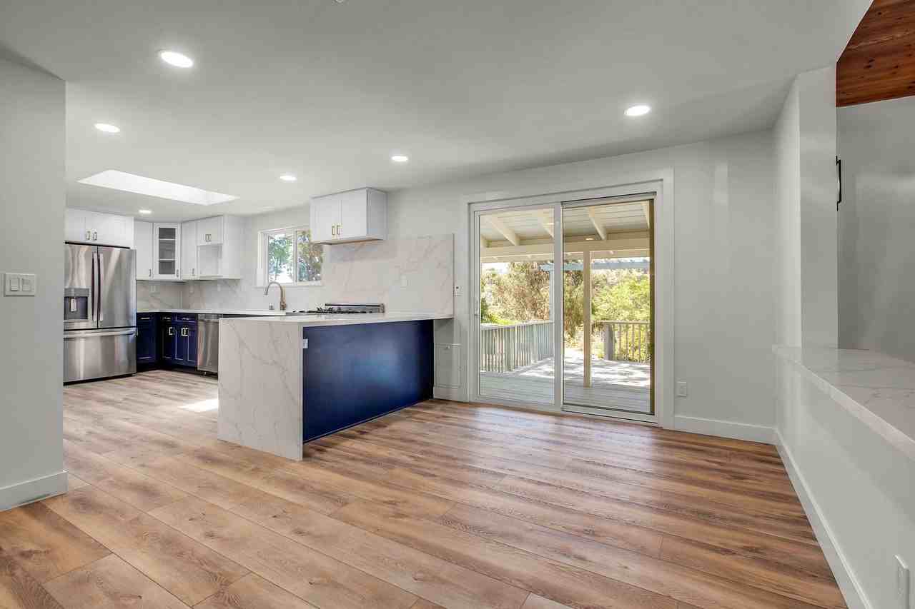 1162 Pebble Springs Ln - Photo 4 of 22