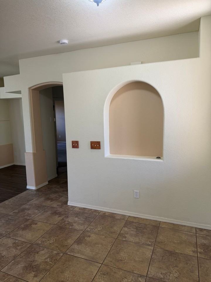 3630 River Rock Ct - Photo 3 of 29