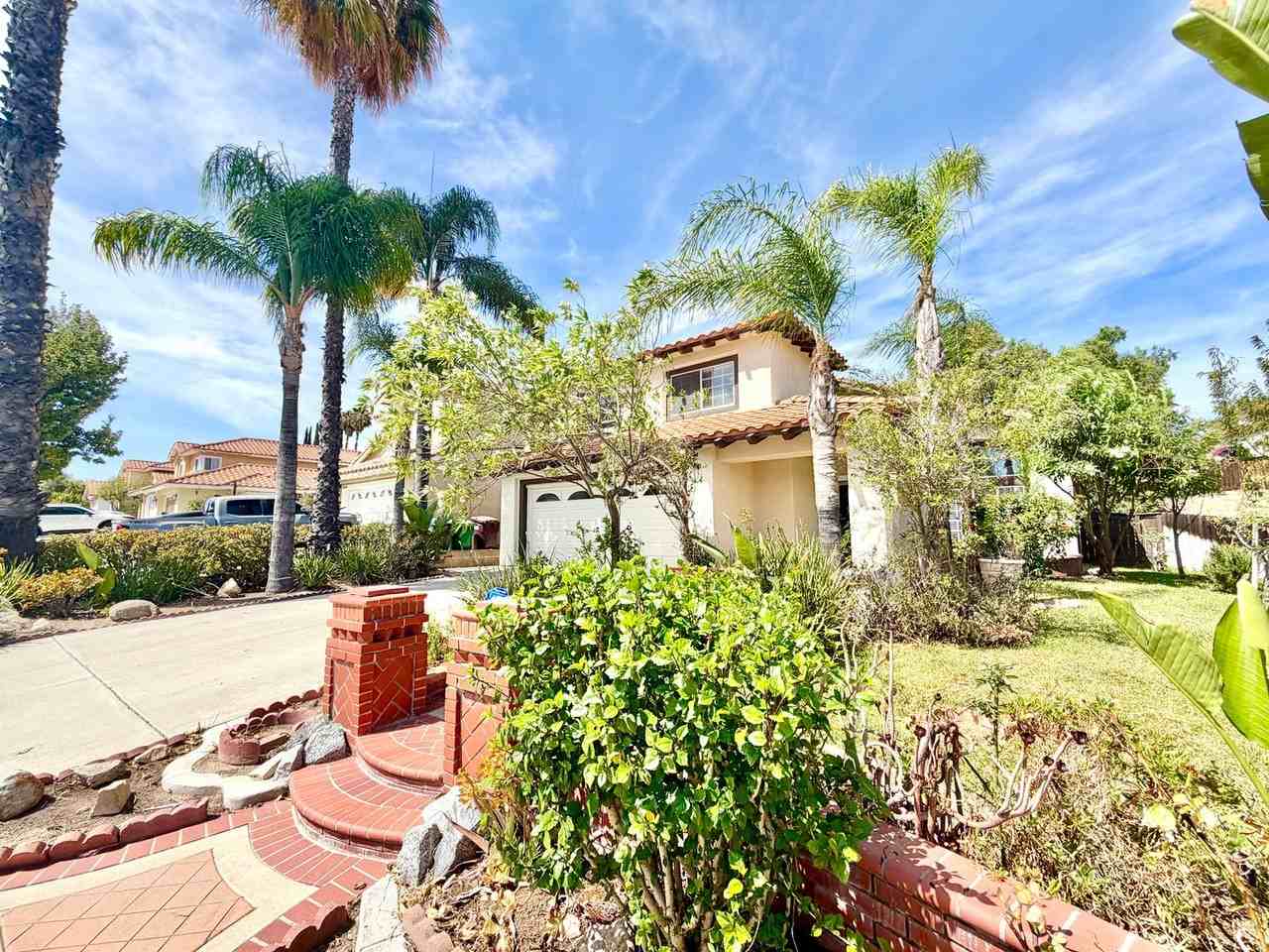 25188 Via Las Lomas - Photo 3 of 44