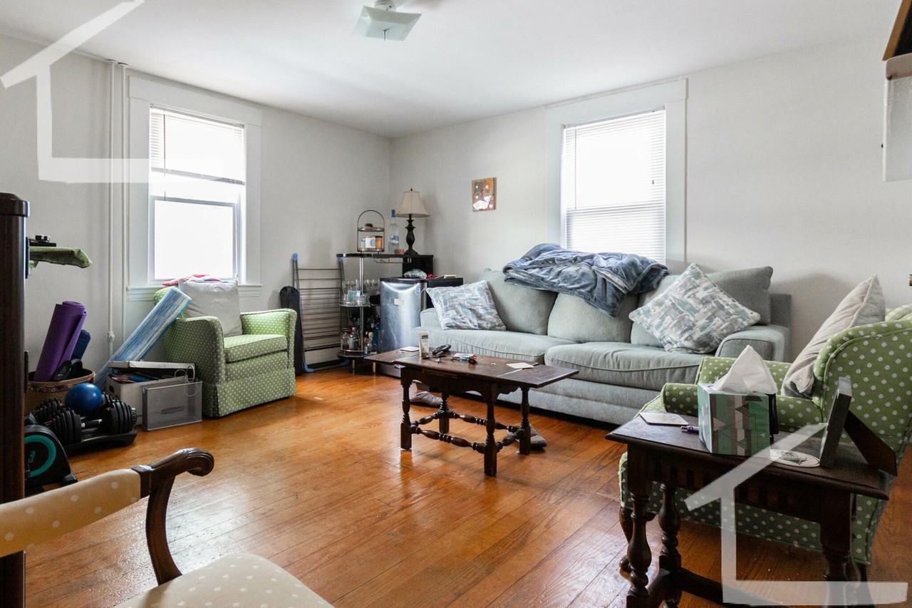 2 Oneil Pl - Photo 5 of 7