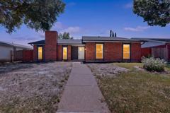 243 Woodhurst Dr - Photo 1 of 1