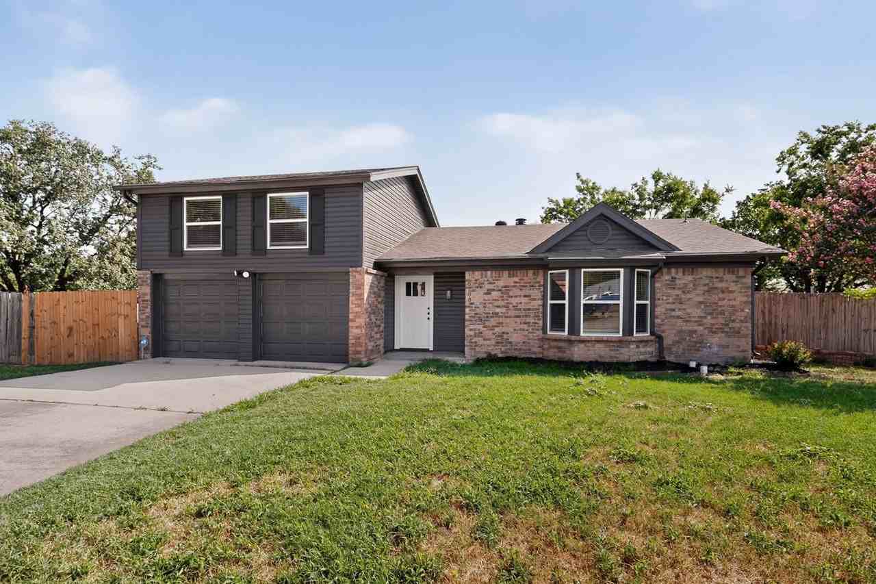 6708 Johnnie Ct - Photo 5 of 46