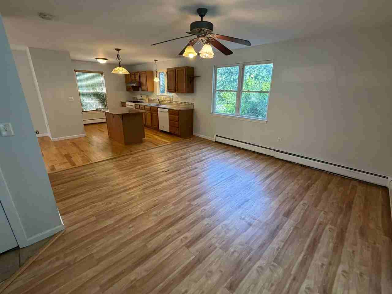 60 Clark St - Photo 6 of 35