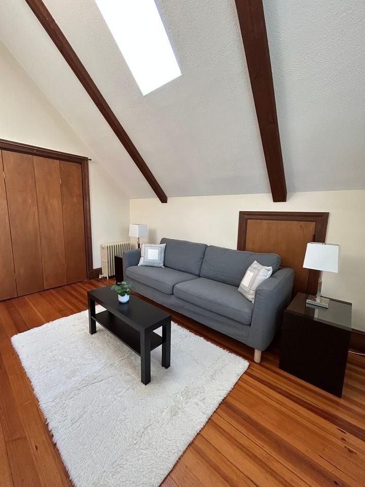 12 Grandview St - Photo 2 of 16