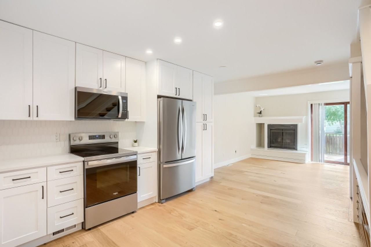 3368 Hickok Pl - Photo 4 of 30