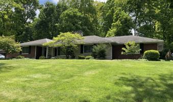 featured image of 926 Laurelwood Rd