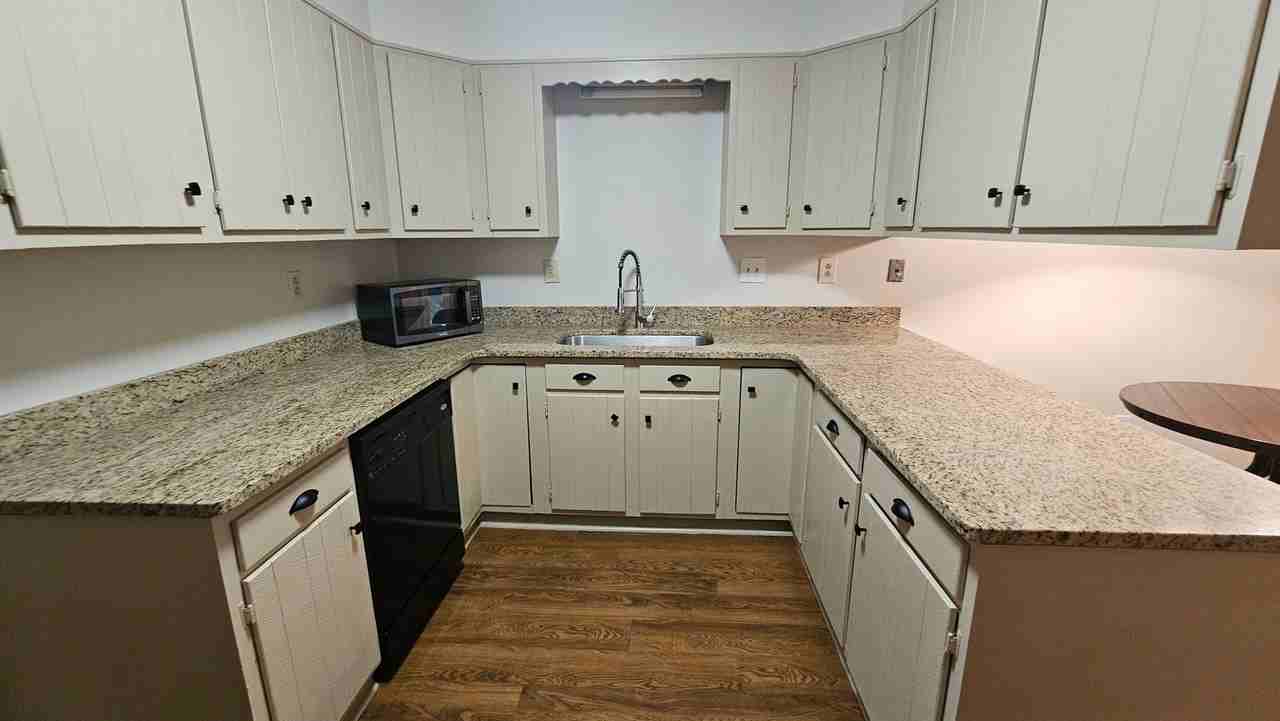 91 Edgemont Ave #4 - Photo 5 of 21