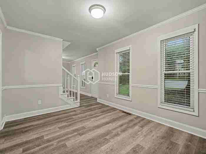 2802 Cross Tie Ln - Photo 6 of 35
