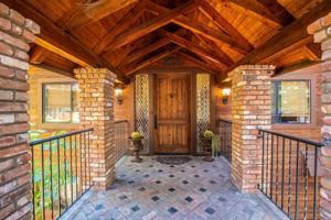 featured image of 27385 N Bay Rd