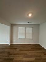 featured image of 926 Lodgepole Ln