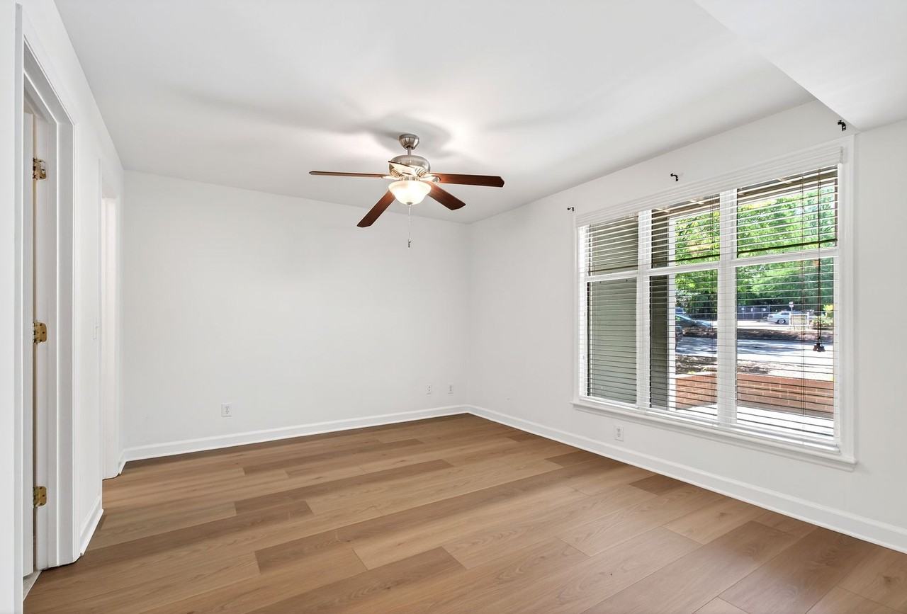 1010 Nicholwood Dr #103 - Photo 2 of 40