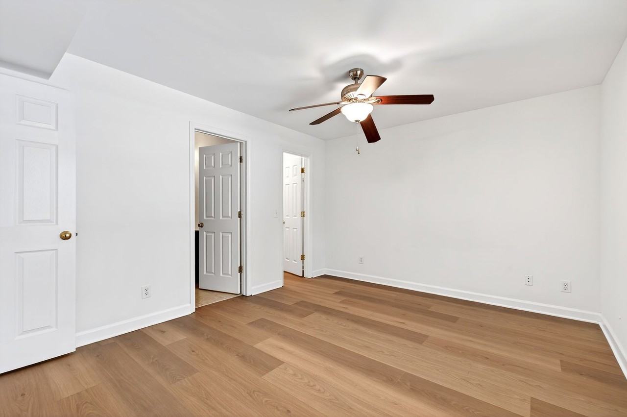 1010 Nicholwood Dr #103 - Photo 4 of 40