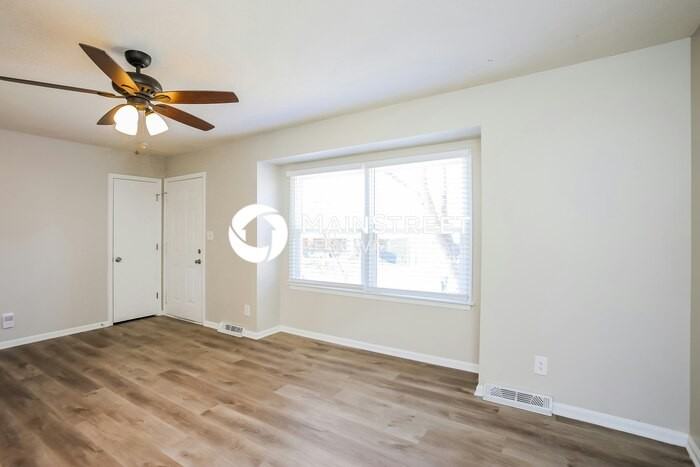 7709 Nw Milrey Dr - Photo 4 of 17