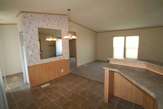 110 White Oak Dr - Photo 3 of 9
