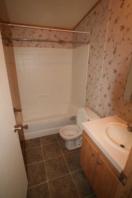 110 White Oak Dr - Photo 5 of 9