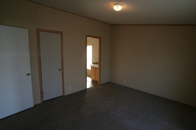 110 White Oak Dr - Photo 7 of 9