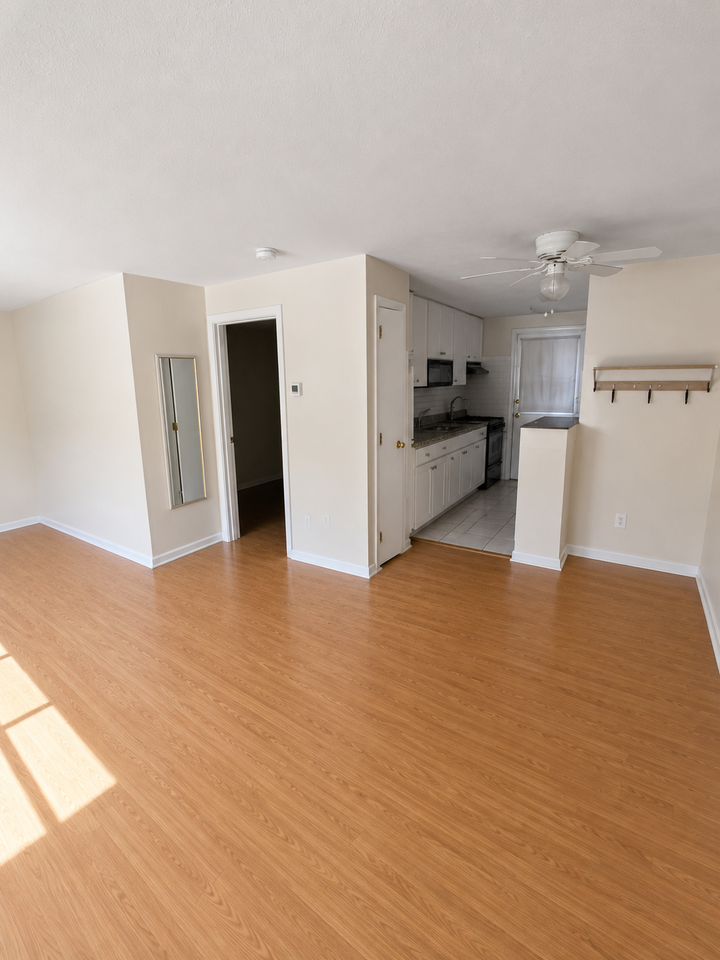 17 Burlington St #1 - Photo 2 of 5