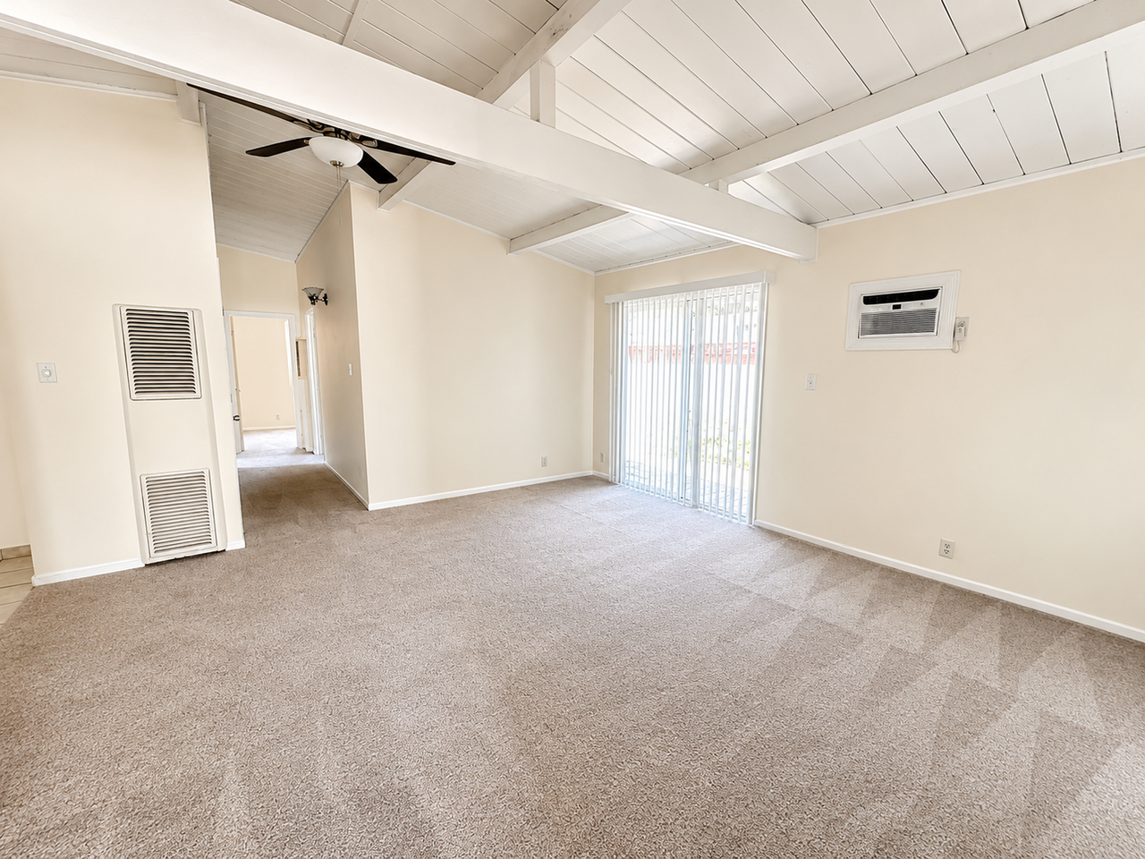 272 Donner Ave - Photo 2 of 11
