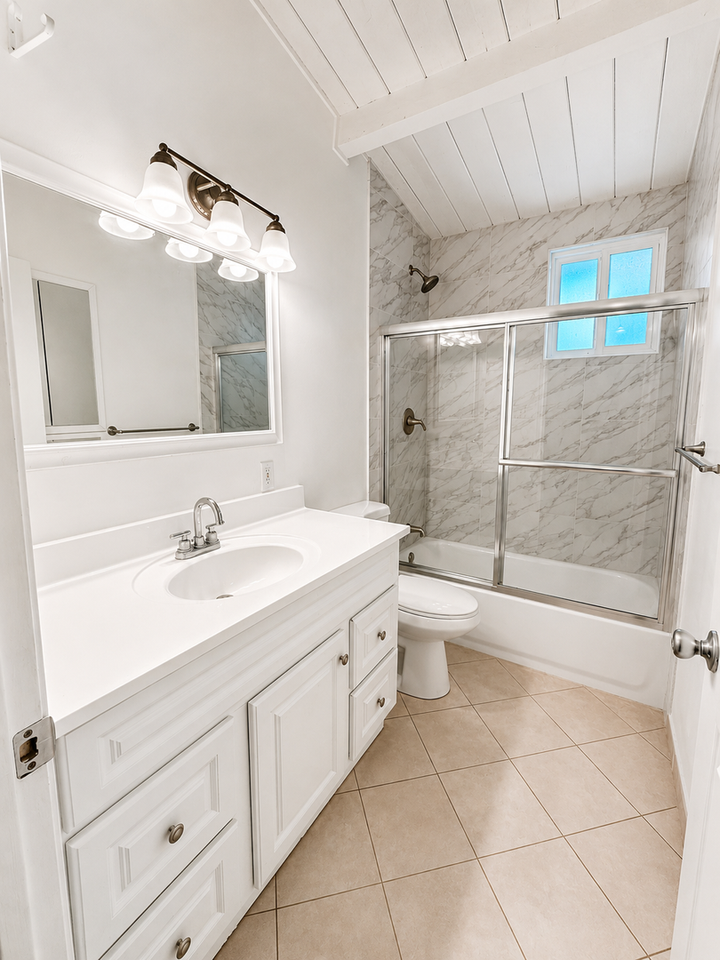 272 Donner Ave - Photo 5 of 11