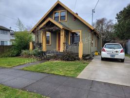 featured image of 329 Se 79th Ave
