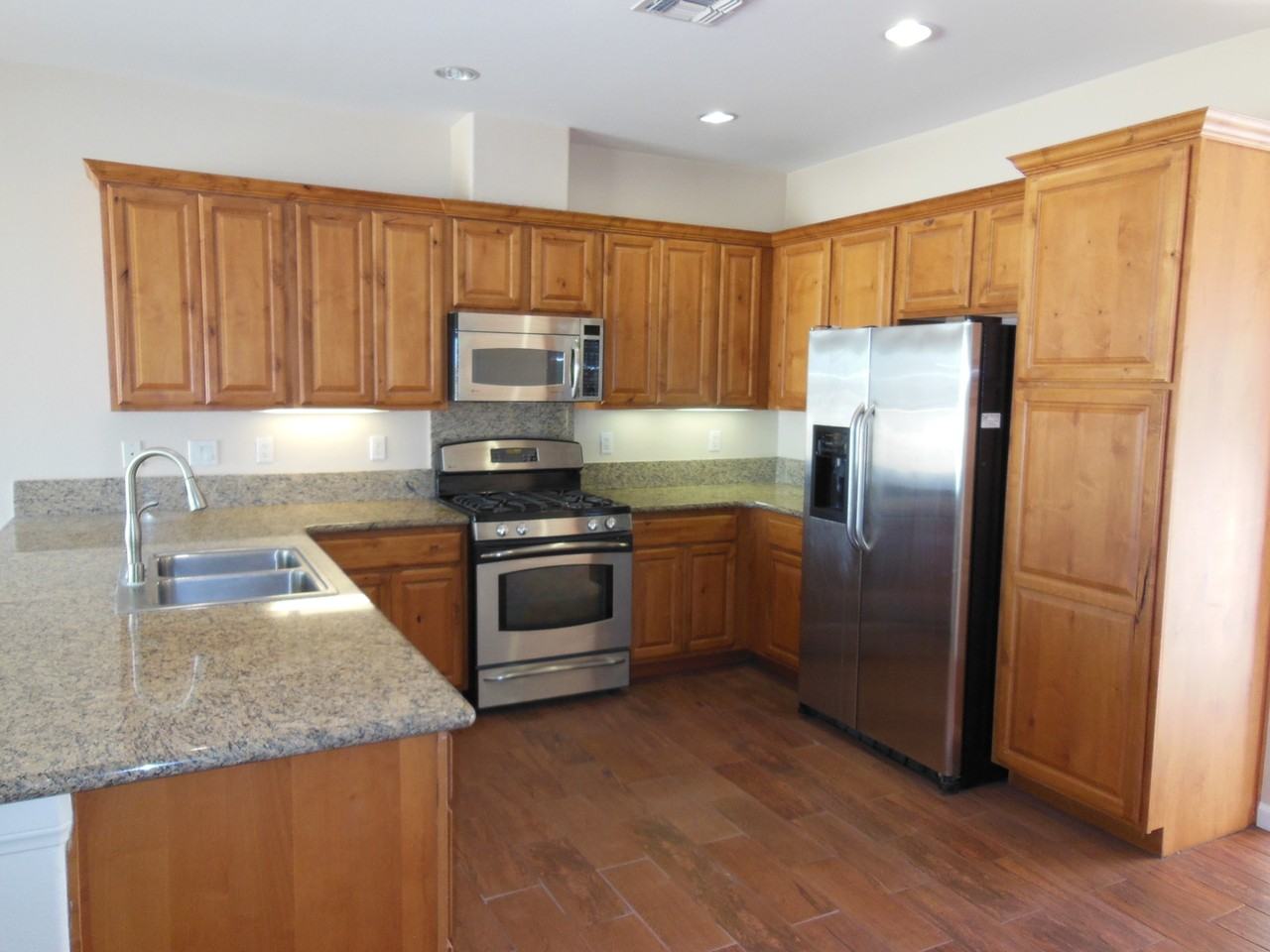 5744 Adobe Cir - Photo 3 of 23