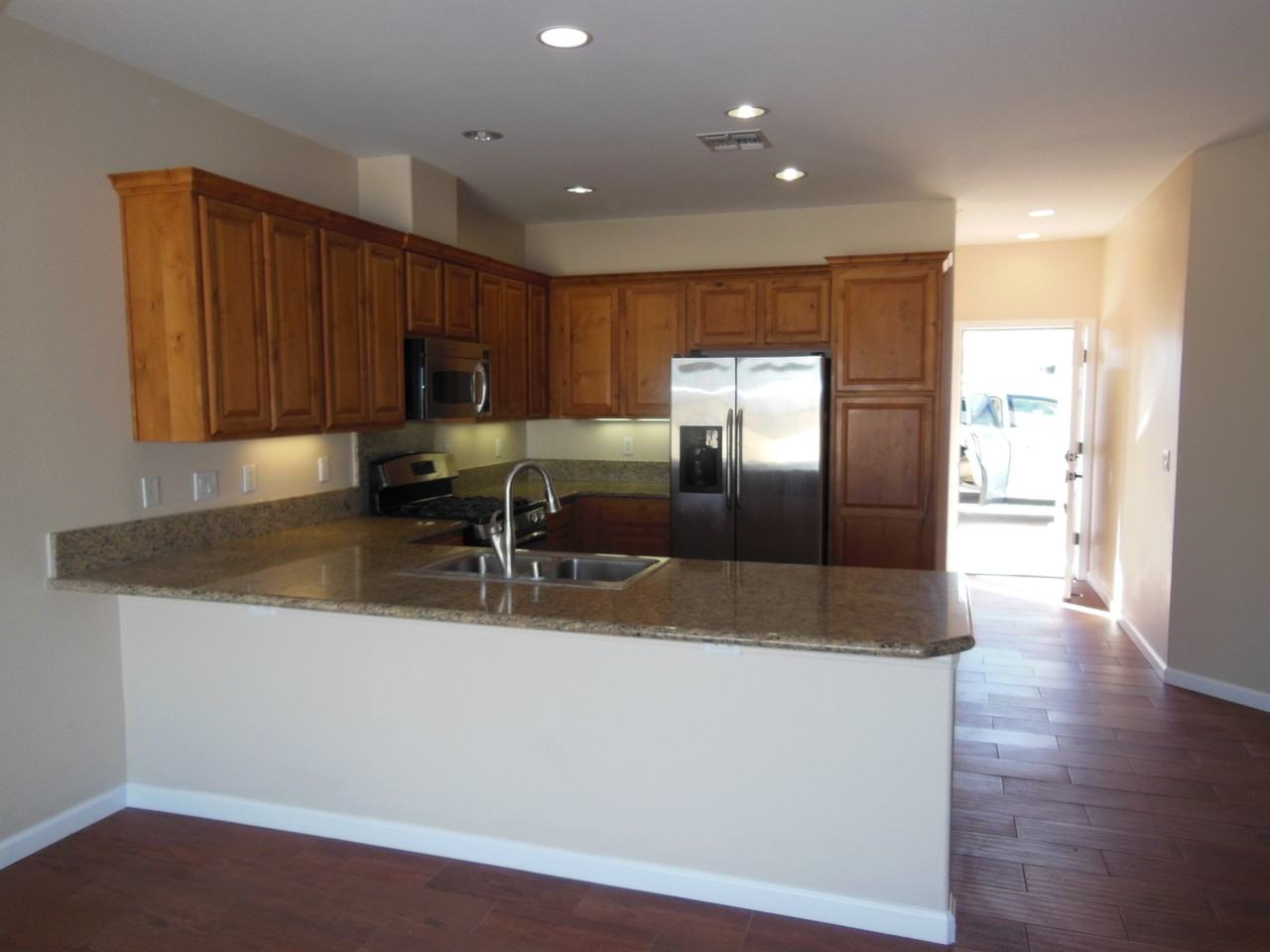 5744 Adobe Cir - Photo 4 of 23