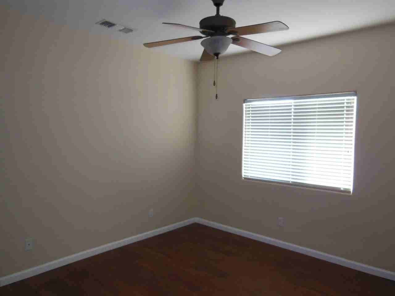 5744 Adobe Cir - Photo 7 of 23
